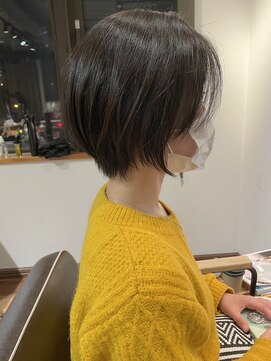 リバレッジ 白金(Leverage) 柔らか丸みとクビレ大人ショートボブ 【白金/目黒】担当 濱口