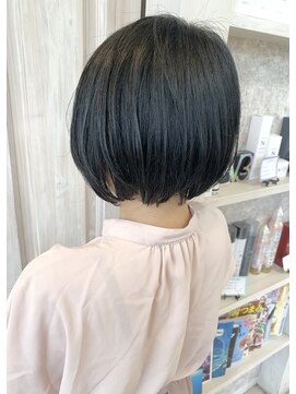 キャアリー(Caary) 福山市美容室Caary 大人ガーリー 丸みボブ