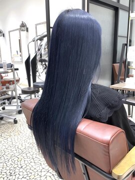 クアトログランシュ ひたちなか店(QUATRO×GranCieux) 1ブリーチ×ネイビーブルー