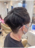 ツーブロック刈り上げ無造作マッシュ