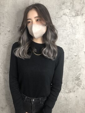 ルーツアイリー 心斎橋(ROOTS IRIE) 大人かわいいインナーシールエクステ☆グレイシルバー