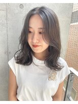 ハルキ ミナト ジャパン フクオカ(HARUKI MINATO japan FUK)&nbsp;センターパートくびれミディアム/20代/30代/天神