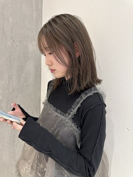 ヨーク(YOKE) YOKE 切りっぱなしボブ結べるボブオリーブアッシュベージュ