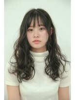 ニーゼロゼロナナ(2007)&nbsp;ヴェールウェーブ　黒髪　大人かわいい