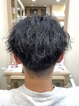 アルターリール(aL ter Rire) ニュアンスパーマ/スペインカール/スパイキーショート/中村郁未