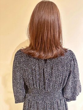 トップヘアー アヴェニュー 刈谷(TOPHAIR Avenue) 外ハネミディアムボブ