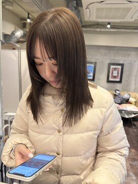 ヴィークス ヘア(vicus hair) 【AKIE】顔まわりレイヤー×オリーブベージュ