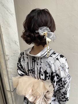 ディティカレスト(Dityca rst) ふわふわツインシニヨン