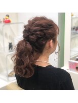 ピエドプール(PiED DE POULE)&nbsp;波ウェーブが可愛い★編み込みポニーテール