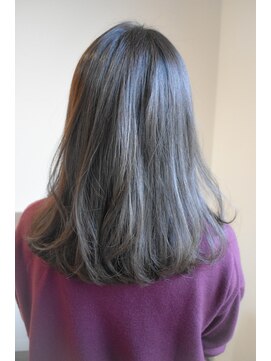 ルーツリー(Rootree) 新色、サファイヤアッシュ♪