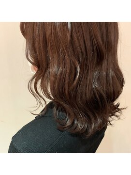 フェリア 梅田(FERIA) 【梅田・茶屋町】ツヤ×ピンクブラウン