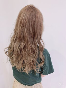 ジップ 緑店(zip) ミルクティーベージュカラー×３０代愛されレイヤー