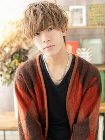 カバーヘア ブリス 大宮西口(COVER HAIR bliss) ハイトーンカラースパイラルマッシュパーマa大宮20代30代40代