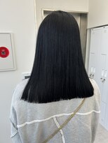 ビューナゴヤ 名駅(VIEW NAGOYA)&nbsp;黒髪/小顔/ボブルフ/ブルーブラック/切りっぱなし/ミディアム