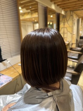 エイト新宿店(EIGHT shinjuku) オリーブカラー【8】