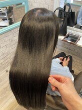 モルーア 錦糸町(Moruadh) 髪質改善で叶える潤いとツヤの美ストレート