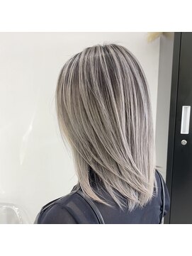 ストゥー(StueW.) コントラストバレイヤージュ37/髪質改善/ハイライト/白髪ぼかし