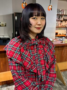 ニードジェリコ(NEED JERICHO) ラベンダーグレージュにパツっとレイヤー