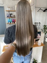 シェル 津山の手店(shel)&nbsp;ブリーチカラーシルバーグレージュ透明感