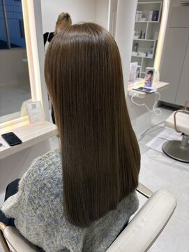 ルシエバイファブリック(Lucie by fabrique) 艶感たっぷり×上品ナチュラルブラウン