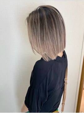 ギミックパシャ(GIMMICK pasha) バレイヤージュ+ミルクティー