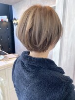 キャアリー(Caary)&nbsp;福山人気20代30代40代透明感まろみベージュ小顔ふんわりショート