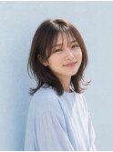 ミディアムレイヤー髪型20代30代前髪あり前髪なし面長丸顔南越谷