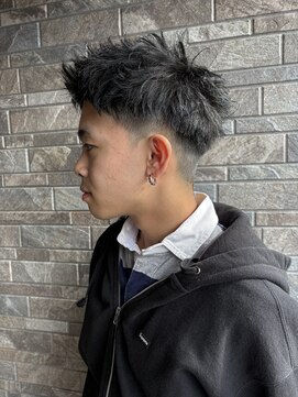 タグ(Tag) スパイキーショート