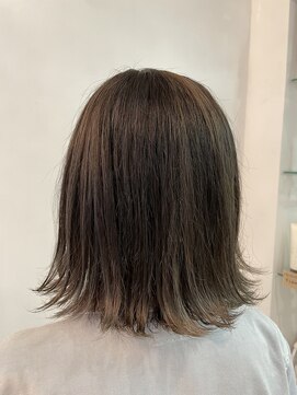 フェイバリットビューティシャルム(Favorite Beauty Charme) 外ハネバレイヤージュ