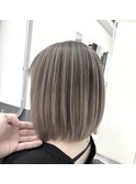 CIERA.バレイヤージュ×ミディアムヘア