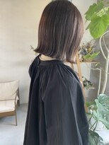 レオ(LEO.) 極細ハイライトなぱつっとボブ