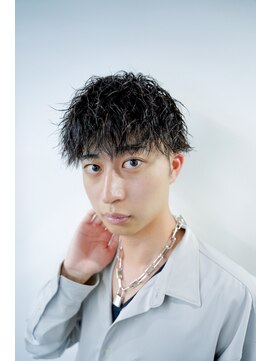 クロムトウキョウ ザ バーバー ネオン 新宿店(CHROM TOKYO the Barber ne/on) ツイストスパイラルパーマ