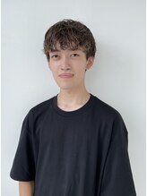 ２丁目３番地美容室 菊仲 聖也