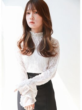 グランマッシュ(Granmash) 顔まわり・フェイスレイヤー・グラデーションカラー・白髪ぼかし