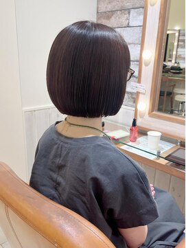 ネオリーブ クタ 町田店(Neolive kuta) 【Ｎｅｏｌｉｖｅｋｕｔａ町田店】切りっぱなしボブ