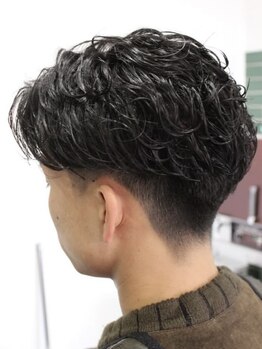 ウエストバーバーショップ(WEST BARBER SHOP)の写真/【引野】実力派stylistがマンツーマン施術！熟練された技術力で、再現性の高いスタイルをご提案します―。