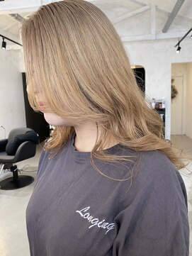 プルメリアドット(Plumeria.) ベージュ