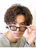 ビカム 名駅(become)&nbsp;【サーフカールパーマ】コンマバングセンターパートミディアム