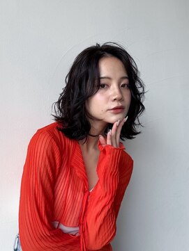 クラン 岡本(Chlan) ミディアムパーマ ゆるふわくびれボブ