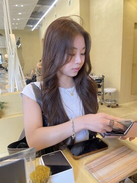 スニュウ(snuw) 【snuw mina】高校生カラー/ロングレイヤー/オリーブベージュ