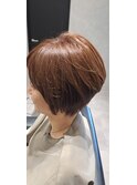 ショートボブ