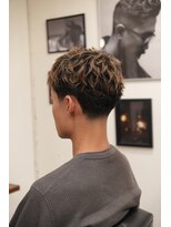 ザチョップショップ キチジョウジ(THE CHOP SHOP KICHIJOJI) テーパーフェードスキンフェードカットシェービング吉祥寺理容室