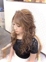 ラニシス ヘアー(Lanisis Hair) ふわふわハーフアップ