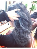 リリー ヘアーアンドビューティー(Lily)&nbsp;グラデーションデニムカラー