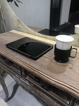 各席にタブレットを完備♪wi-fiのご利用も可能です☆