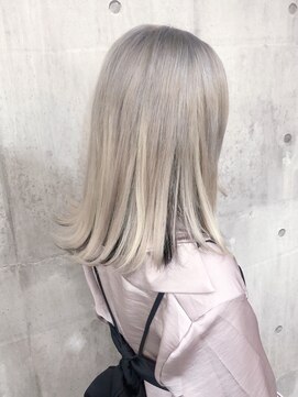 ミラク 町田(MIRAC) 【MIRAC町田店河原崎】ホワイトグレージュ×インナーブラック