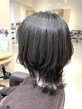 オレンジ 十三店(ORANGE) 流行りのウルフカットに青みが深いグレージュカラー