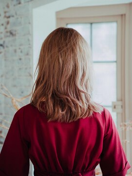 ヘアアンドリラクゼーション シャッセ(Hair&Relaxation SASE) ナチュラルゆるふわセミロング