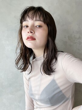 アイティーバイアルバム 下北沢店(IT by ALBUM) ゆるふあミディアム_アースカラーくびれヘアツートン_58622