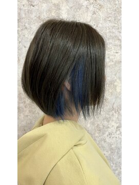 シュガービー(SUGAR-B) インディゴブルーインナーカラーボブ